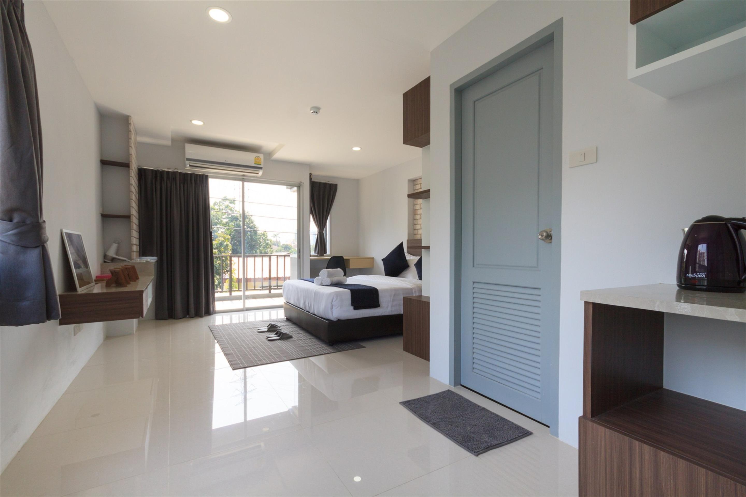 Q Space Residence Бангкок Екстер'єр фото