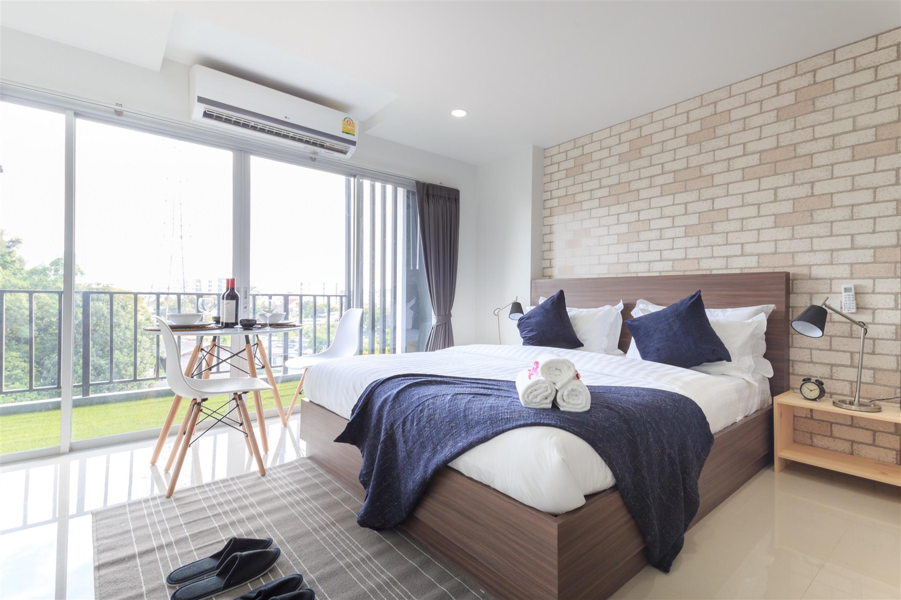 Q Space Residence Бангкок Екстер'єр фото
